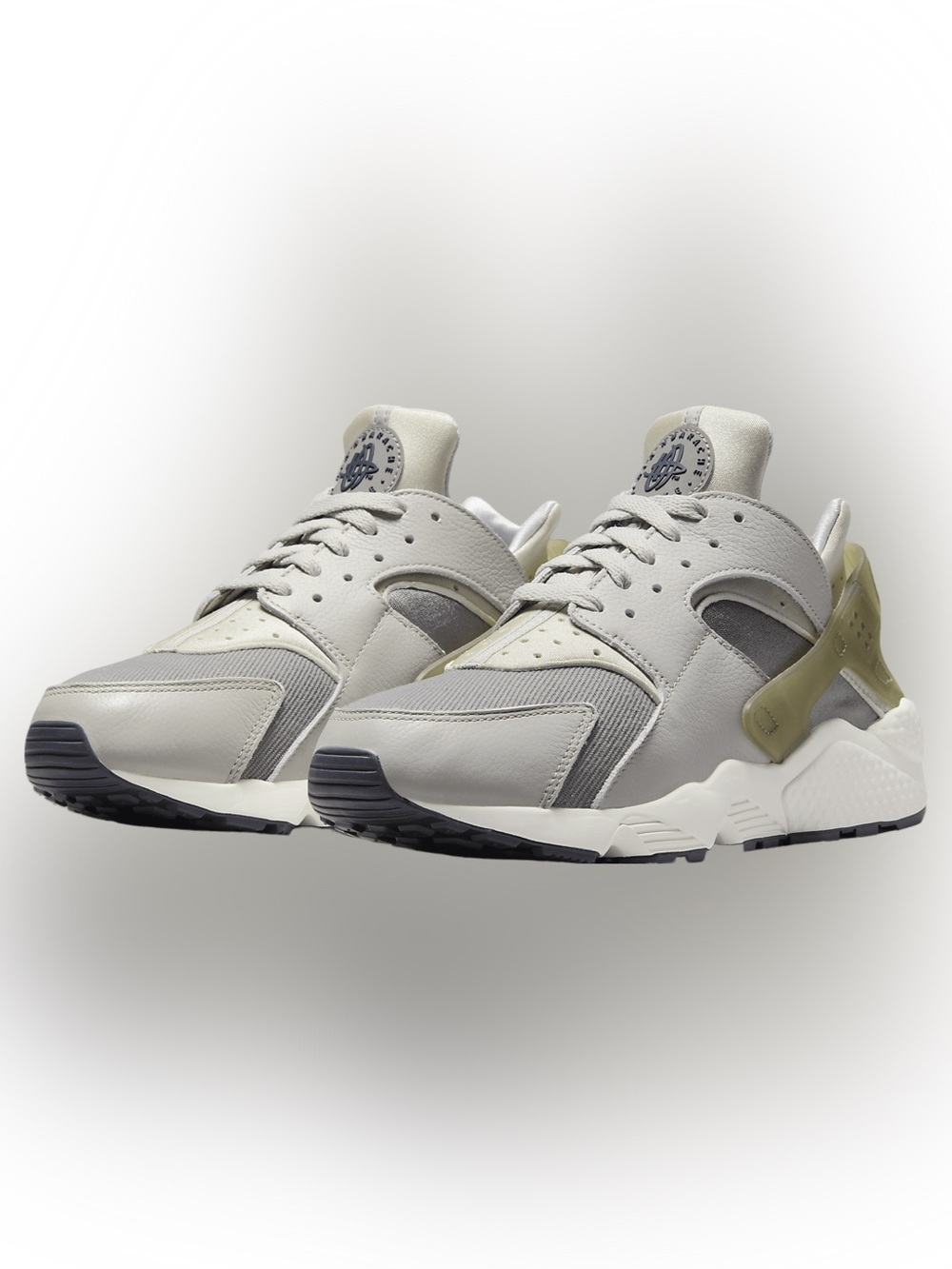 Nike Air Huaraches in Light Iron Ore Flat Pewter Sneakers